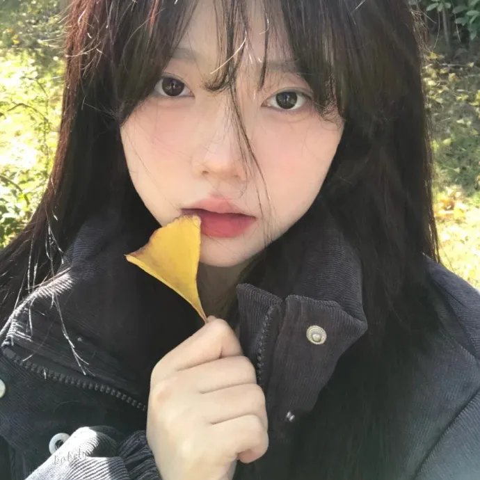 村里来了个直播女神